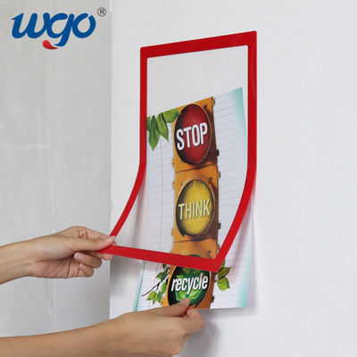 Afneembare fotolijsten op de muur